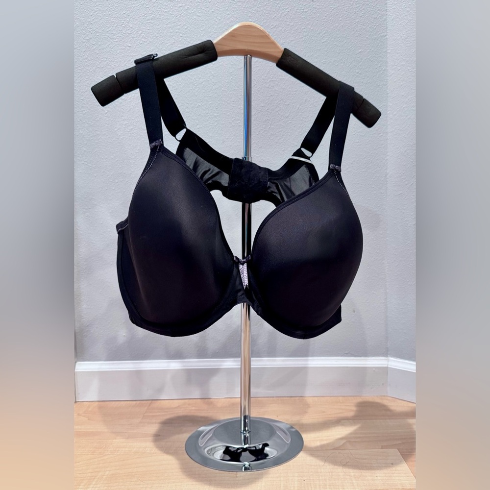 NWT Elomi Bra, black, size 44G (US)